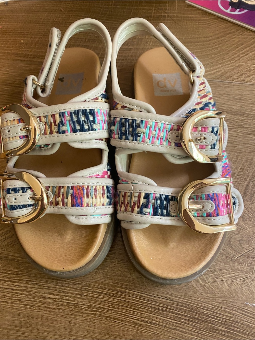 DV by Dolce Vita White Sandals with Multicolor Woven Straps and Gold Buckles
